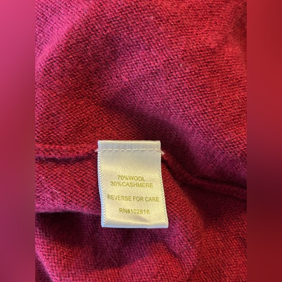 Garnet Hill Wool Cashmere Blend Turtleneck Poncho Sweater Tunic Cranberry Medium - Picture 6 of 7